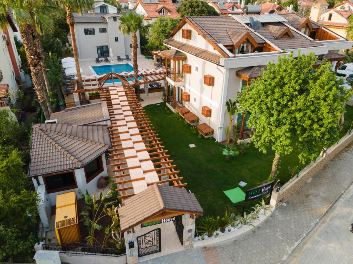 West House Exclusive Hotel Гьоджек Екстер'єр фото