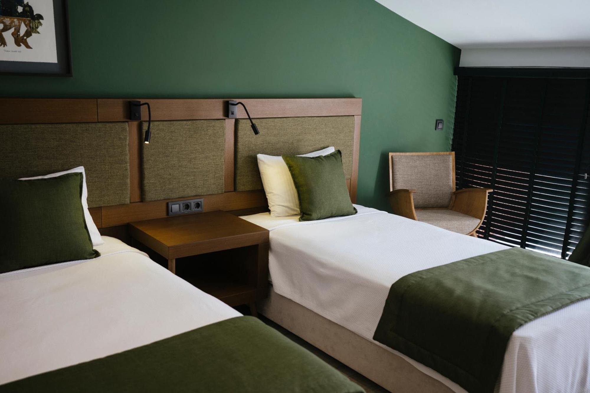West House Exclusive Hotel Гьоджек Екстер'єр фото